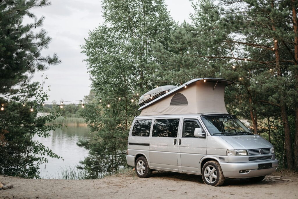 Travelers enjoying freedom and flexibility during one of the best road trips in Australia