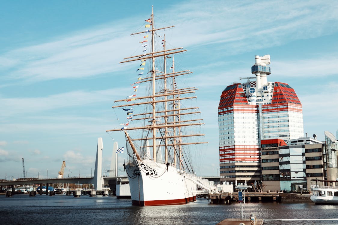 Where to go in Sweden - Gothenburg's picturesque harbor