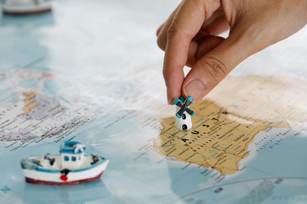Planning the best road trips in Australia with maps and guidebooks