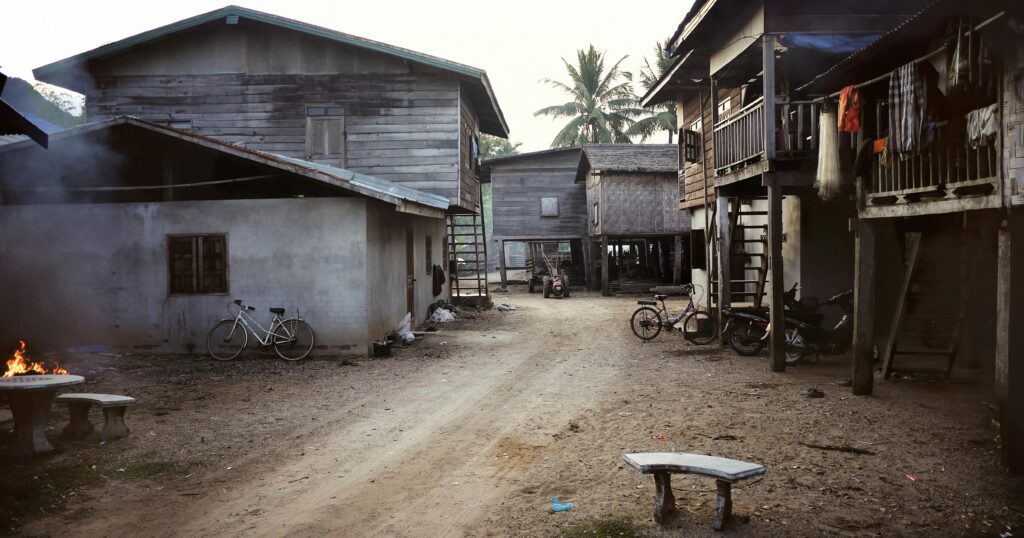 accommodation tips for Backpackers in Lao